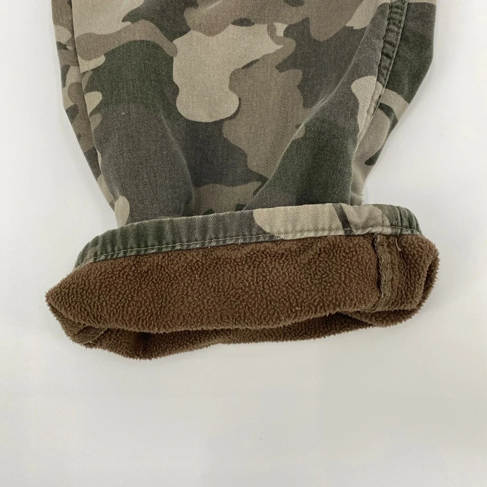 Wrangler‎ Cargo Pants Mens Tag 32x32 Fits 33x29 Camo Fleece Lined Relaxed Rugged